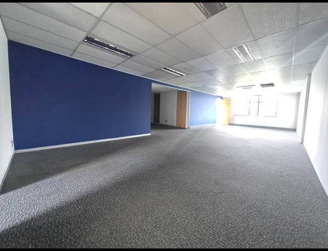1,386M² OFFICE TO LET IN RIVONIA